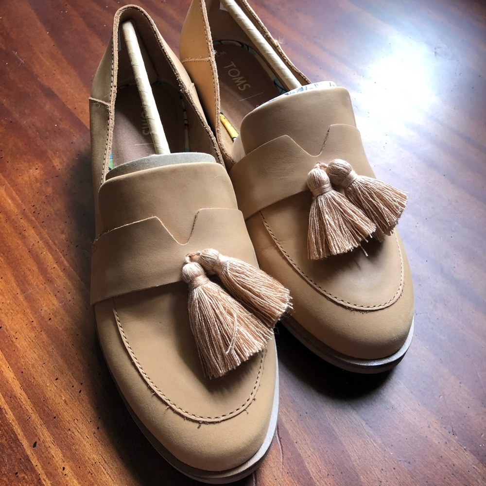 TOMS loafers - brand new, never worn